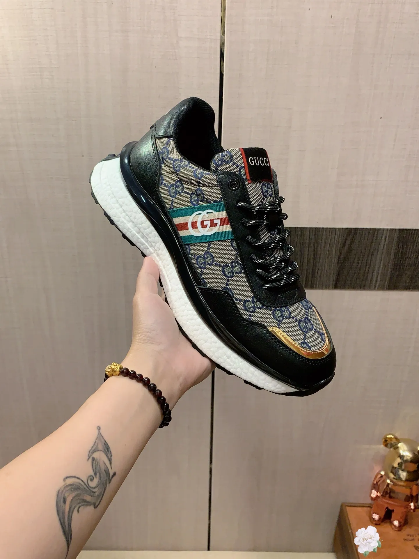 Men's men's shoes💰460💰💰🎩🎩[Lightning][Lightning] "GUCCI*" The latest and most popular casual shoes, top brands [Seduce] luxury~purchase, top~quality. [Strong] The upper is made of imported breathable cowhide with fabric material ➕ Breathable sheepskin feet (•) and fine workmanship. The original stylish and stylish soft rubber wear-resistant and non-slip outsole is light and comfortable on the feet. The real thing looks better when photographed in person. Code 004: Code: 38-44, 2️⃣colors selected